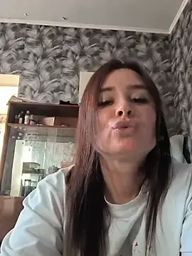 Stripchat Best Webcam of KikiXRed