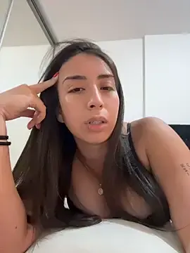 Stripchat Live Porn of Lina_soler69