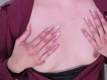 Stripchat Free Porn Cam of MySweetSofie