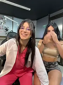 Stripchat Best live sex cam show of iris_cuteface