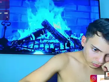 Stripchat Free Porn Cam of james_carter1