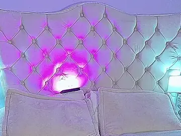 Stripchat Sex Cam of Giigii_Hadiid