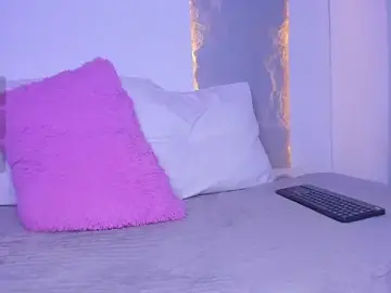 Stripchat Free Porn Cam of Nicol_Betancur