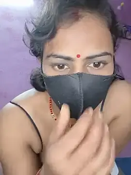 Stripchat Free Porn Cam of Pinky_bhabhi05