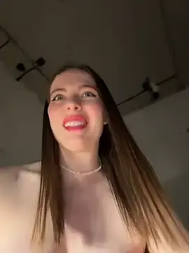 Stripchat Adult Webcams of -SweetDi-