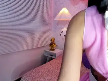 Stripchat Watch Live Sex Cams of Chloe_Brm