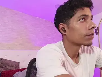 Stripchat Live Porn of Kyros_leonidas