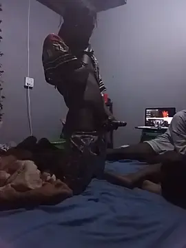 Stripchat Live Sex Cam of BigBlacBoyD
