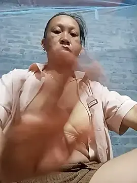 Stripchat Free Live Porn of Heli_pusy