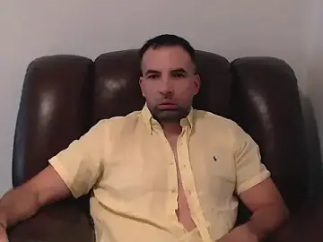 Stripchat Free Porn Cam of Leo_1617