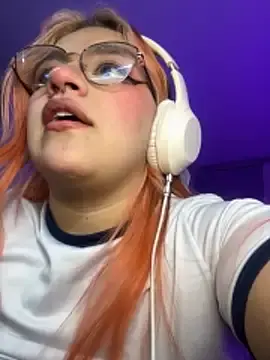 Stripchat Free Porn Cam of Sophia_Weest99