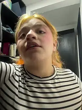 Stripchat Watch Live Sex Cams of Sophia_Weest99