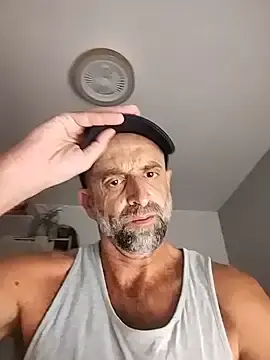 Stripchat Live Sex Cam of Bensbzh