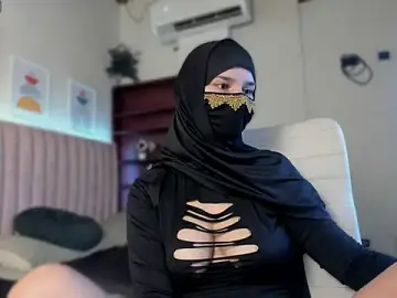Stripchat Free Porn Cam of _SweetAmira_