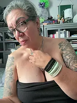 Stripchat Adult Video Chat of dieseldame1313