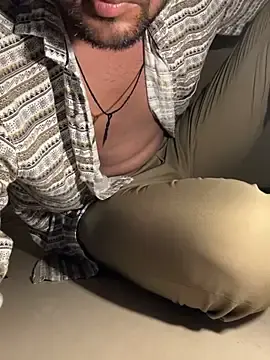 Stripchat Live Porn of Gujarati-boy-meetbhabhi