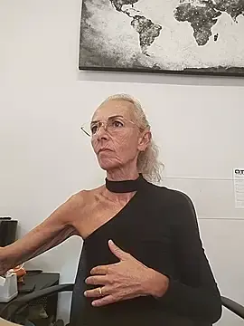 Stripchat Sex Chat of clarabell4