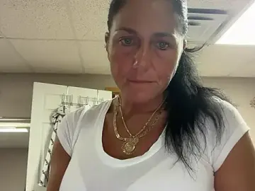 Stripchat Sex Chat of cum2medaddy2