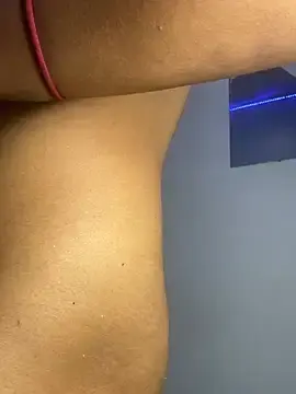 Stripchat Free Live Porn of vadri4