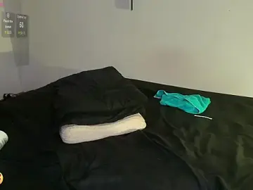 Stripchat Adult Webcam of JeremmyAndStacy