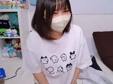 Stripchat Sex Cam of chii_chan_o0