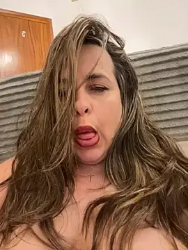 Stripchat Watch Live Sex Cams of laarti