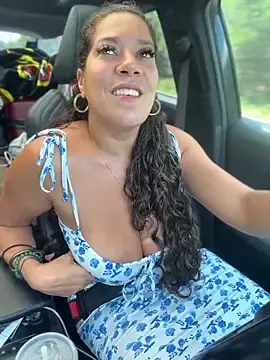 Stripchat Free Porn Cam of Bigbuttbrooklynn