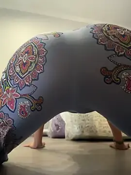 Stripchat Sex Cam of Bigbuttbrooklynn