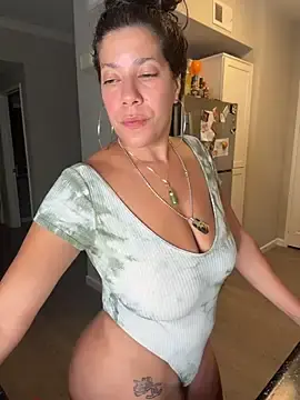 Stripchat Free Porn Cam of Bigbuttbrooklynn