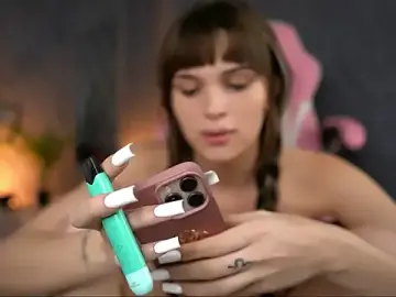 Stripchat Live Sex Cam of BrattyScarlet