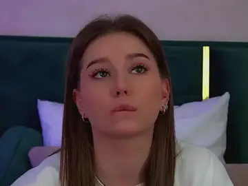 Stripchat Best live sex cam show of DianaVert