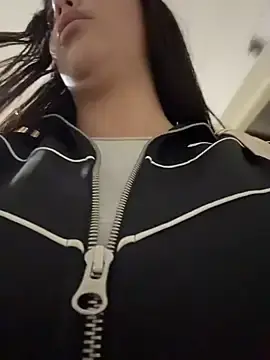 Stripchat Live Sex Cam of Hannahoff