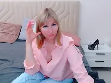 Stripchat Sex Cam of Incredible_Ariela