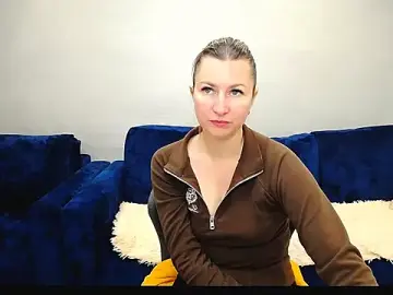 Stripchat Free Porn Cam of Incredible_Ariela