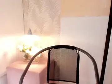 Stripchat Live Porn of KarolyneLune