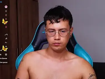 Stripchat Live Sex Cam of LeaneSeb