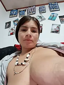 Stripchat Sex Cam of Tammara_wilson