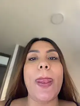 Stripchat Sex Cam of valeria2019hot
