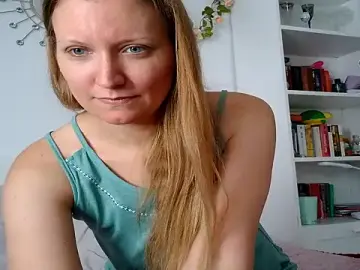 Stripchat Nude Webcam of Candy_Cougar