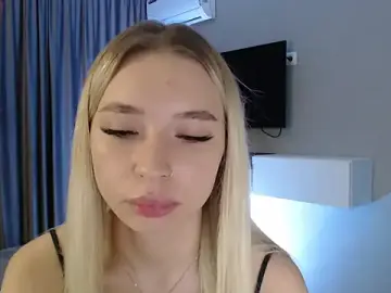 Stripchat Watch Live Sex Cams of Emily_Hartt