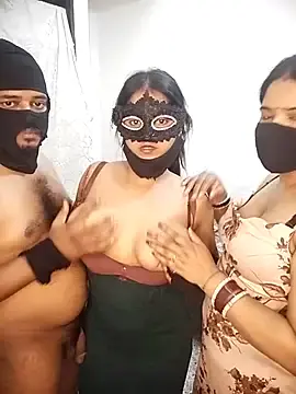 Stripchat Sex Cam of New_desi_bhabhi