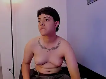 Stripchat Live Sex of lexa_kitty