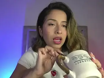Stripchat Watch Live Sex Cams of little-Emma