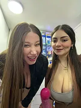 Stripchat Live Sex Cam of roouse