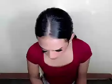 Stripchat Sex Cam of ursecret_fantasy
