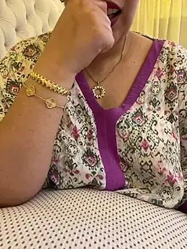 Stripchat Private Sex Chat of Bold-arabic-vibes
