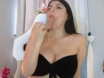 Stripchat Free Porn Cam of Dulce_Sammy