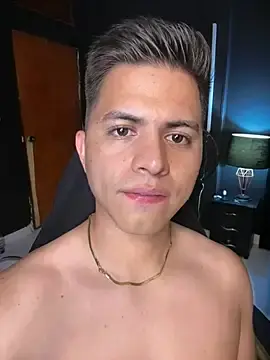 Stripchat Best live sex cam show of Niicky1_