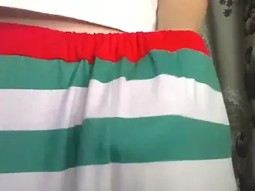 Stripchat Free Porn Cam of HunterOnBoobs