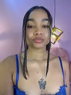 Stripchat Free Porn Cam of Lynda_Bonnie